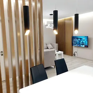 Luxurious Double Bedroom تيرانا