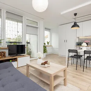 Arsenal By Renters , Warszawa Polska